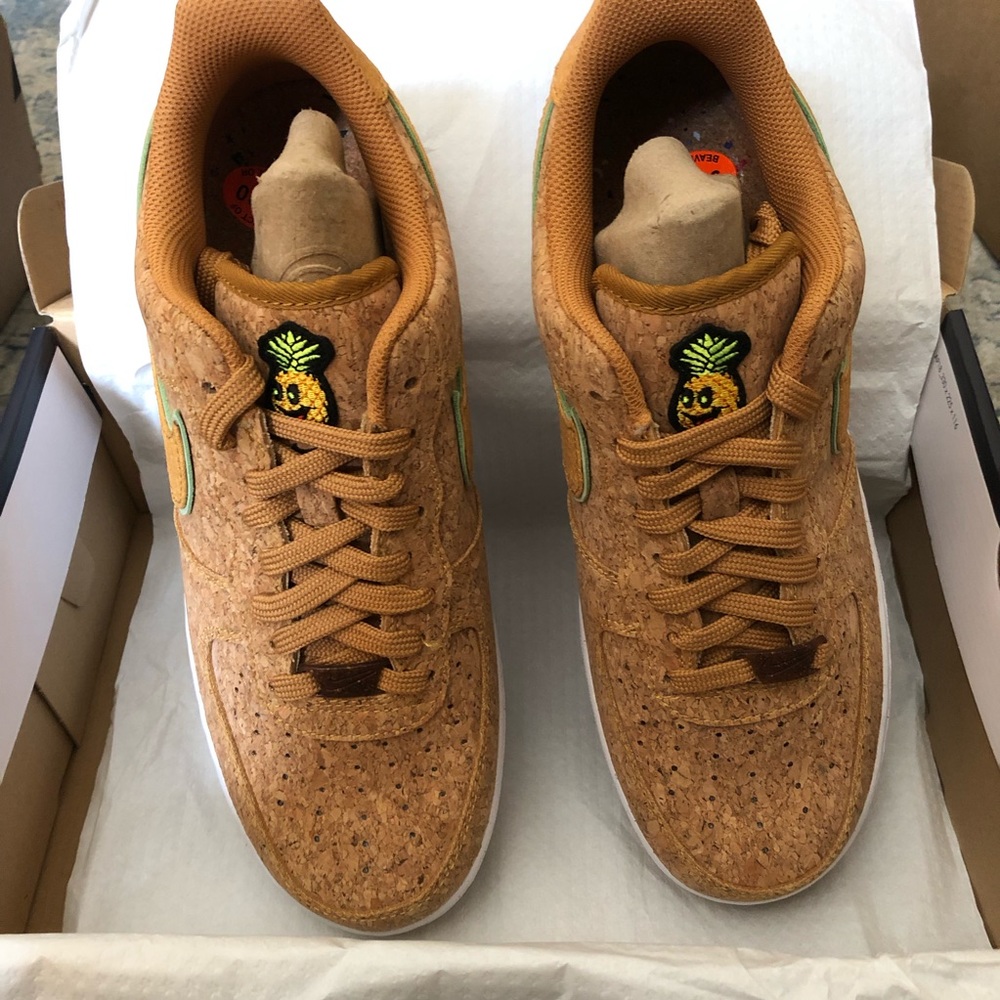 Nike Air Force 1 Pineapple Size 11 in Women